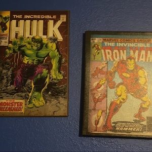 2 Marvel comics wall decor- Hulk & Iron Man!!